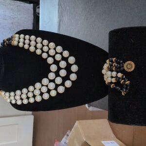 Vintage Rare Hobe Set Black And White Necklace Bracelet